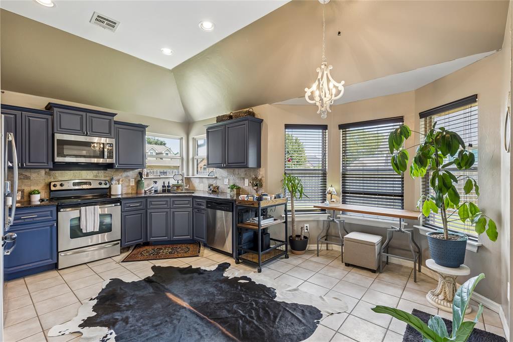 12204 Heathfield Lane Property Photo 11