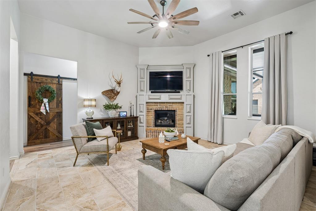 20915 Highlander Ridge Drive Property Photo 4
