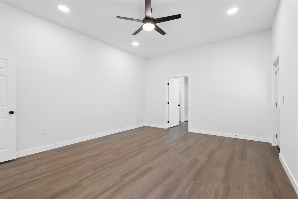 344495 E 860 Road Property Photo 6