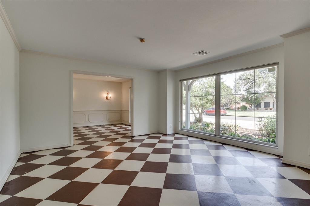 2924 Cornwall Place Property Photo 5