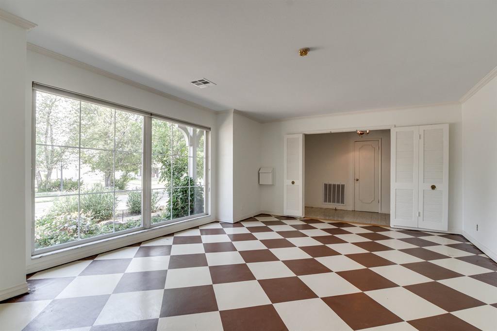 2924 Cornwall Place Property Photo 7