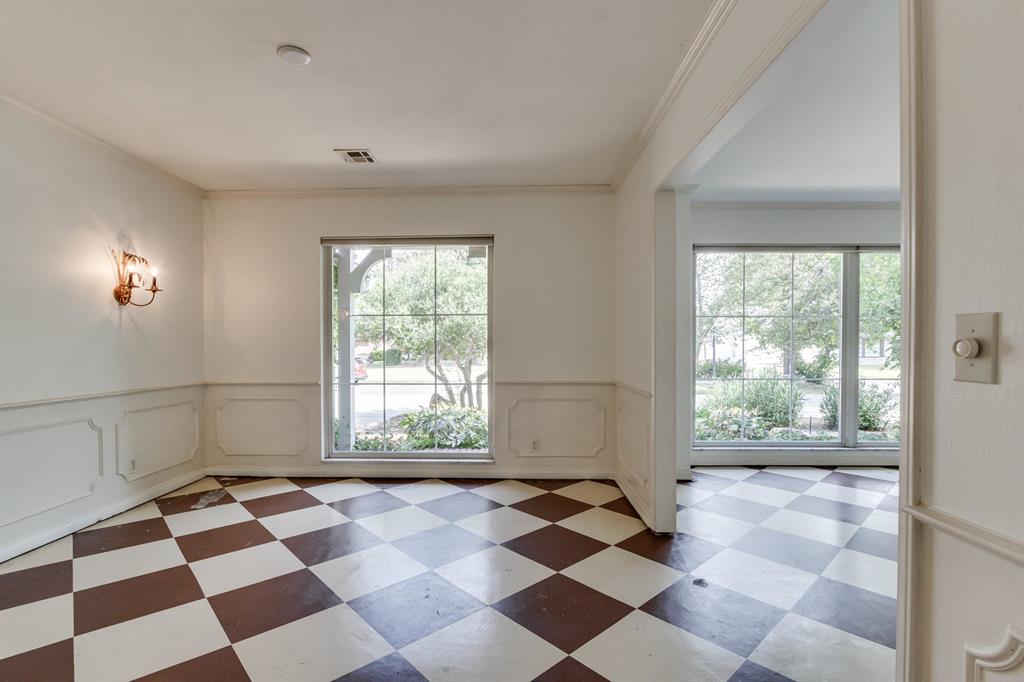 2924 Cornwall Place Property Photo 8
