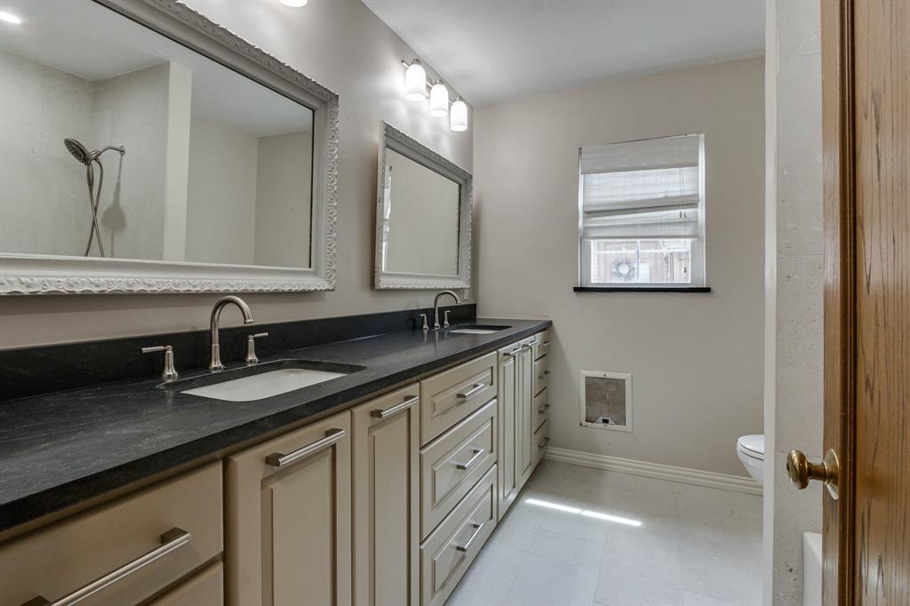 2924 Cornwall Place Property Photo 41