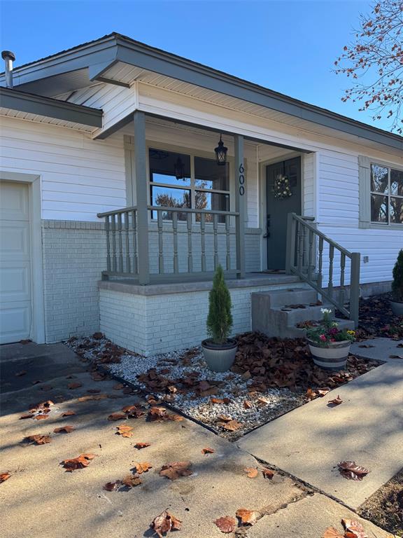 600 S Paul Street Property Photo 1