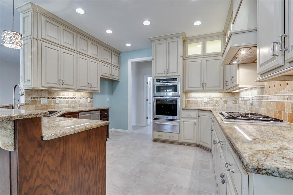 1244156 Property Photo 12