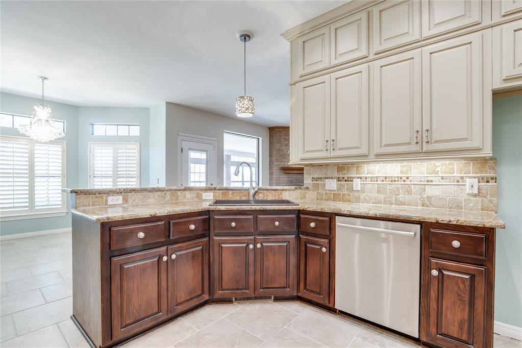 1244156 Property Photo 14