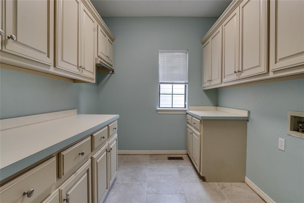 1244156 Property Photo 17