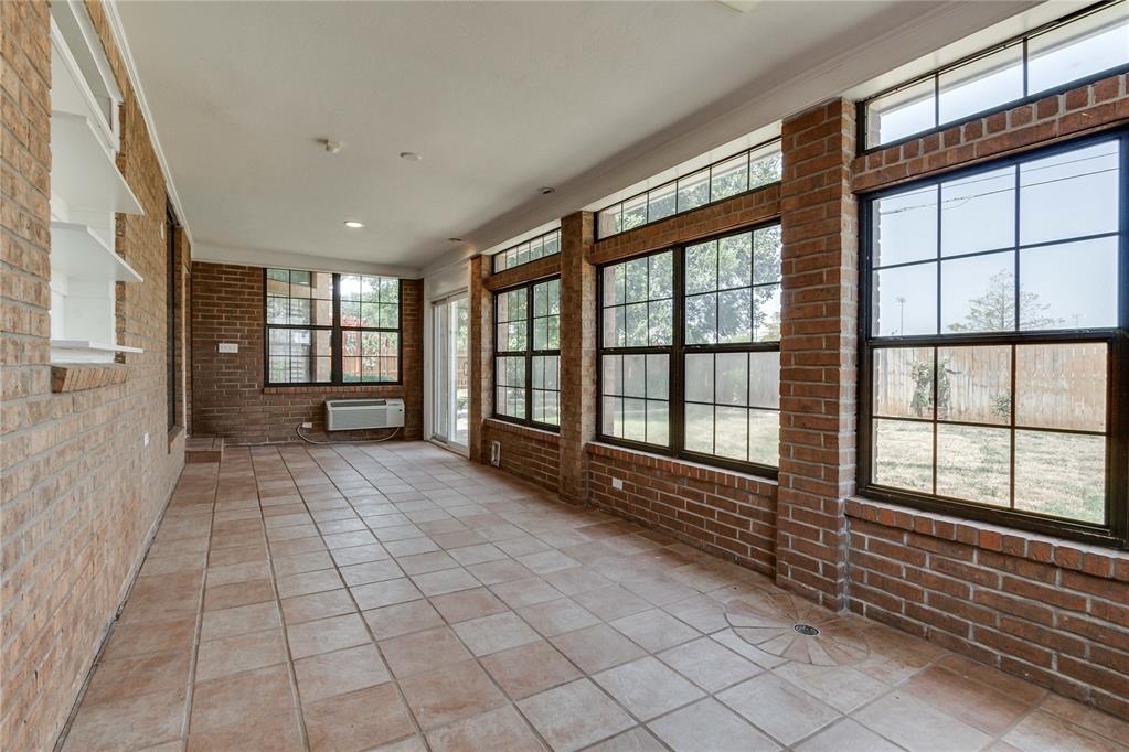 1244156 Property Photo 19