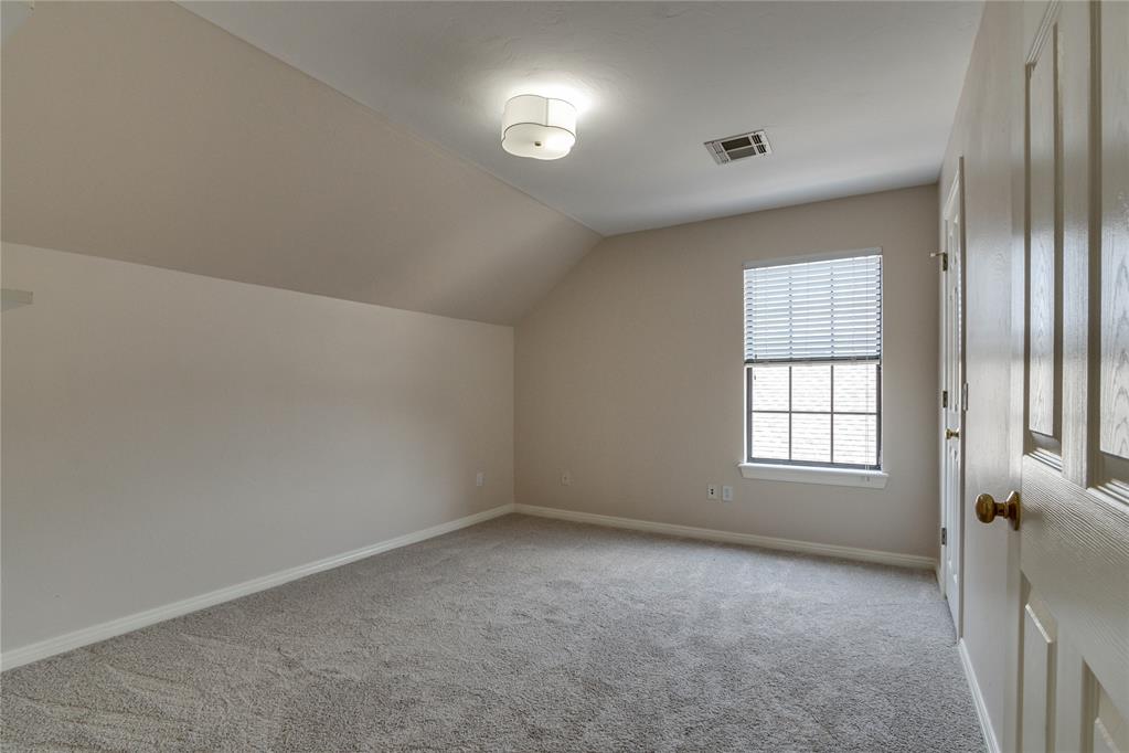 1244156 Property Photo 30