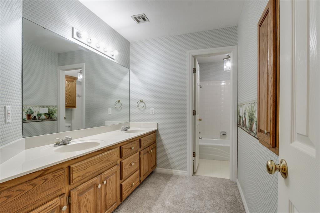 1244156 Property Photo 31
