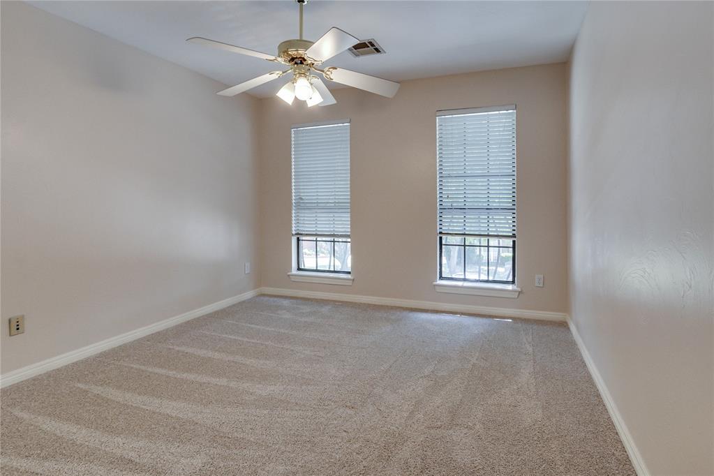 1244156 Property Photo 33
