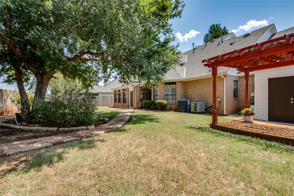 1244156 Property Photo 39