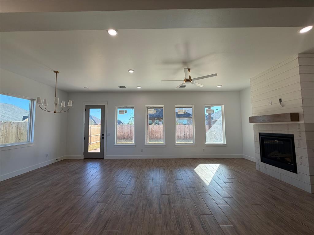 16100 Segovia Drive Property Photo 4