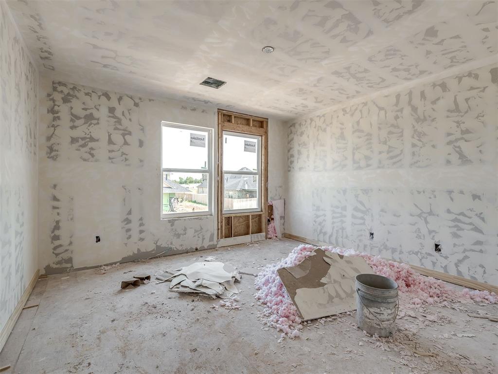 16100 Segovia Drive Property Photo 35