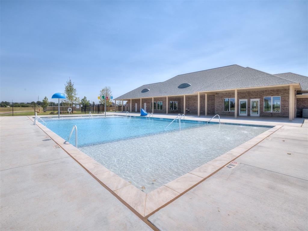 16100 Segovia Drive Property Photo 43