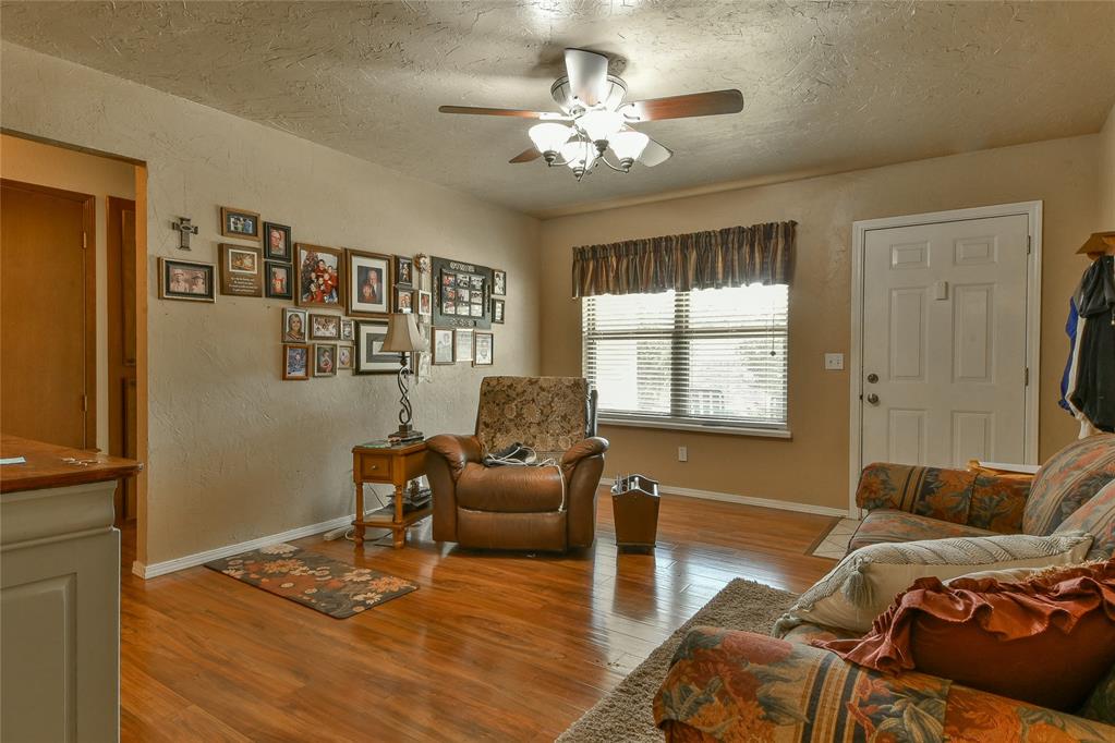 4617 Royal Oak Drive Property Photo 7
