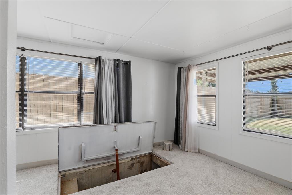 312 W Blueridge Drive Property Photo 15