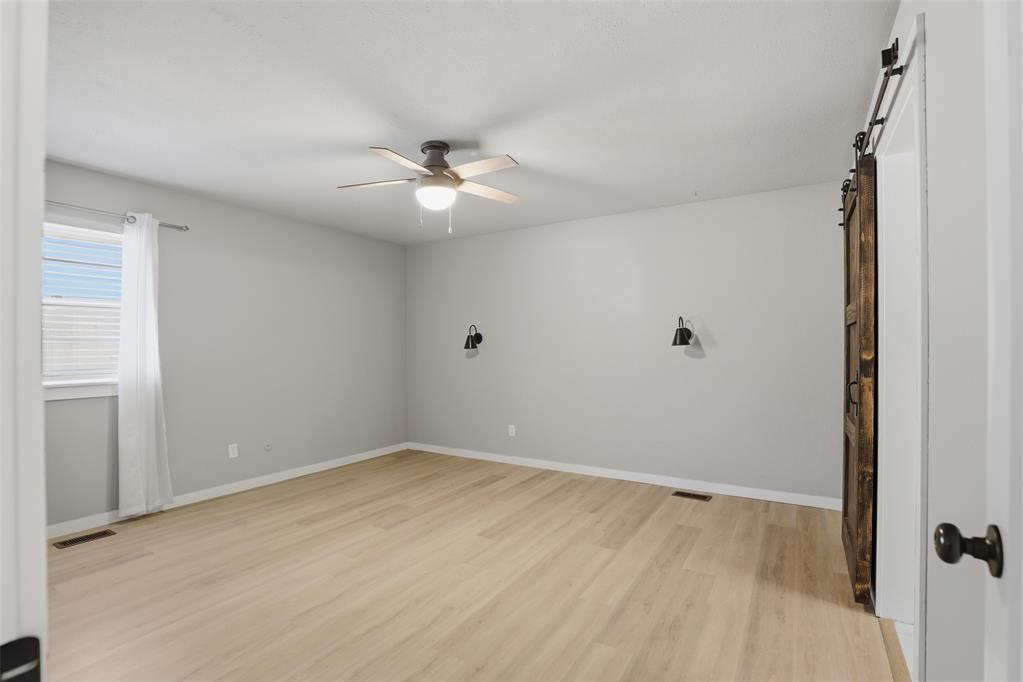 312 W Blueridge Drive Property Photo 22