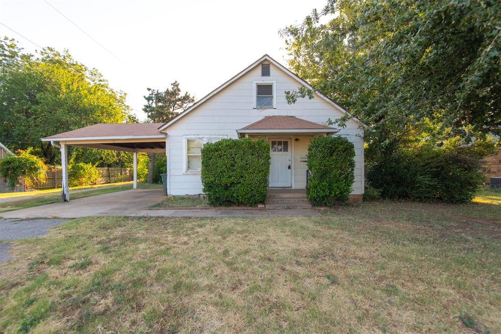 11 S Walnut Street Property Photo 1