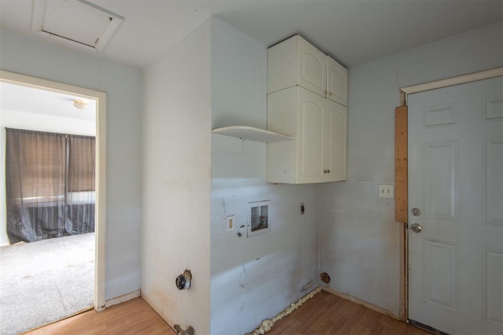 11 S Walnut Street Property Photo 10