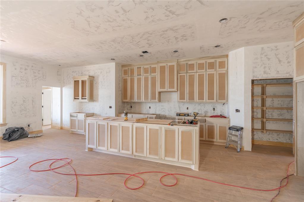 9313 Sw 39th Street Property Photo 6