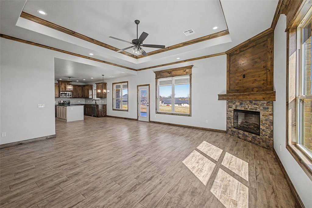 1185 Wolf Creek Drive Property Photo 3