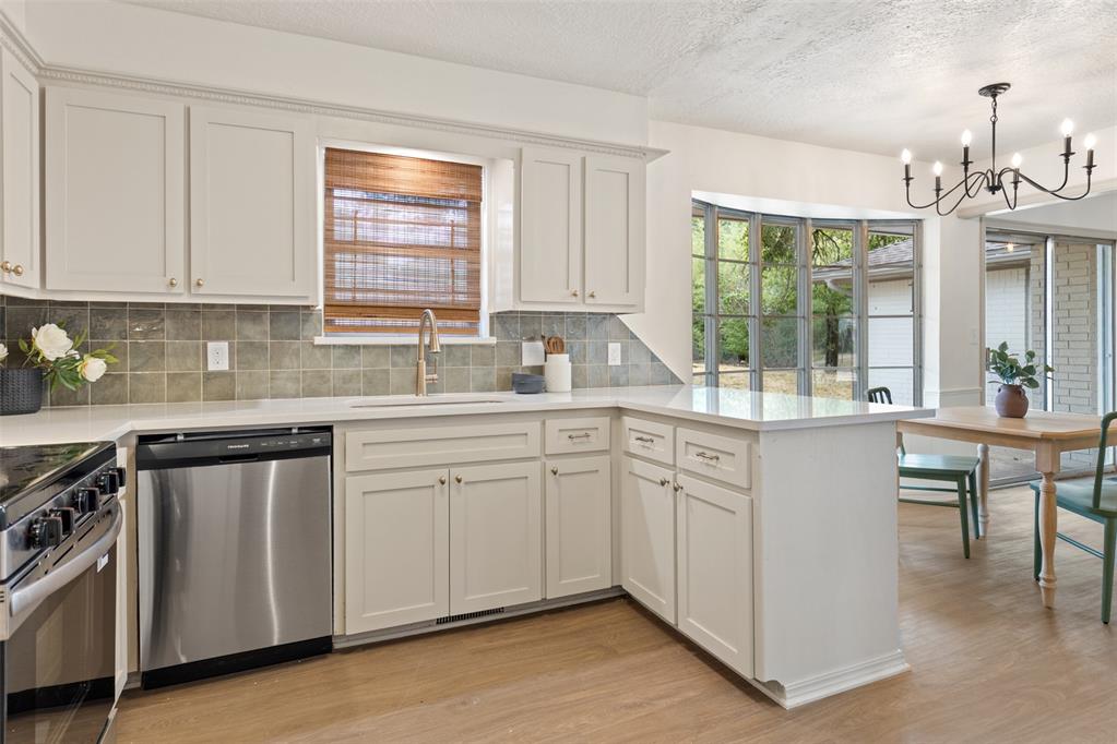 1605 Cinderella Avenue Property Photo 12