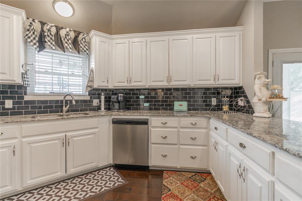 10001 Harvest Hills Road Property Photo 12