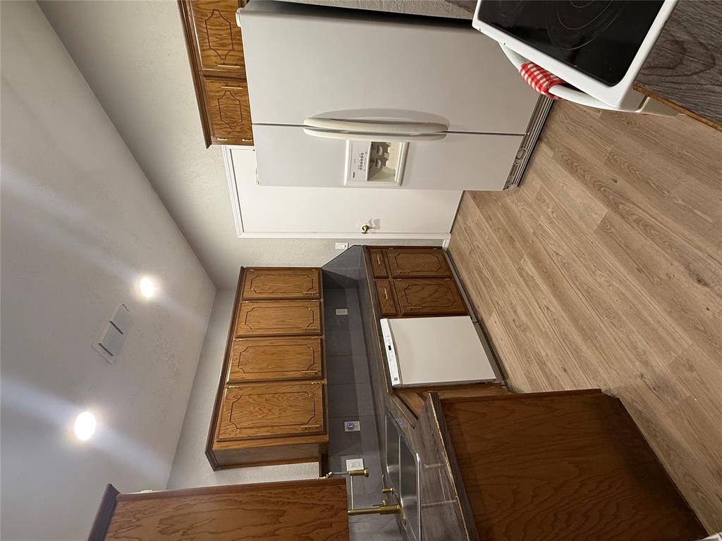 900 Polk Street Property Photo 10
