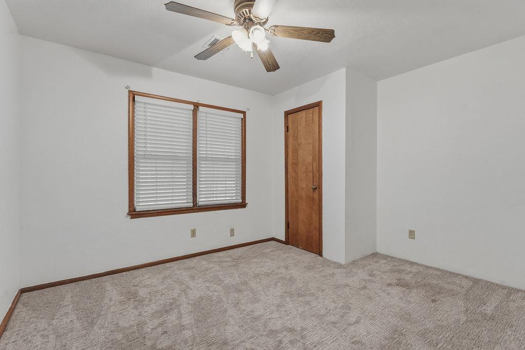 4928 S Drexel Avenue Property Photo 28