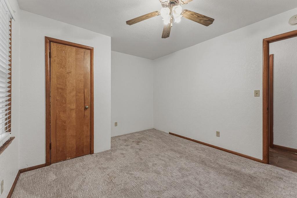 4928 S Drexel Avenue Property Photo 29