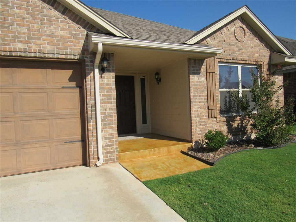 17516 Black Hawk Drive Property Photo 2