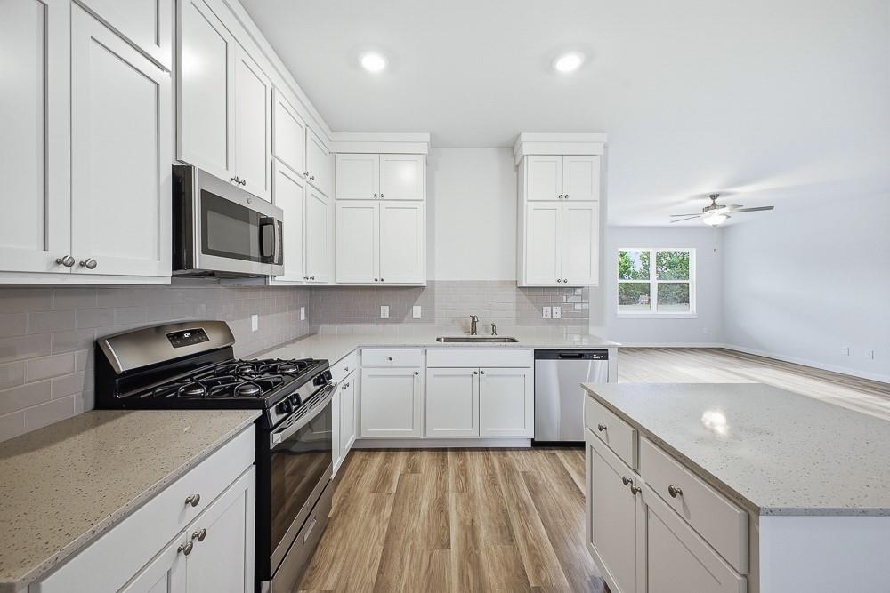 11473 Ward Road Property Photo 6