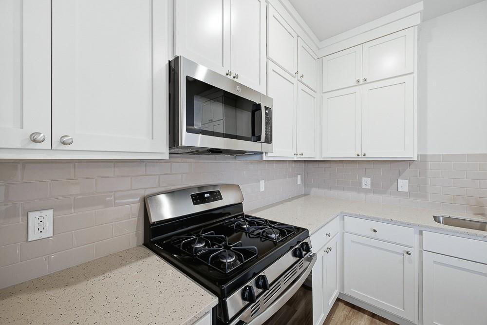 11473 Ward Road Property Photo 7