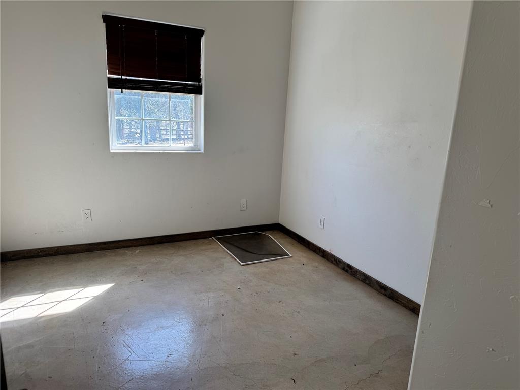 353112 E 860 Road Property Photo 16