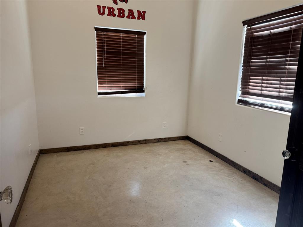 353112 E 860 Road Property Photo 18
