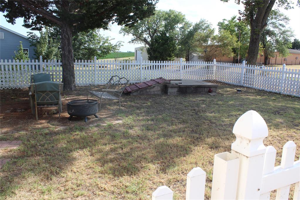 131 Wood Street Property Photo 9