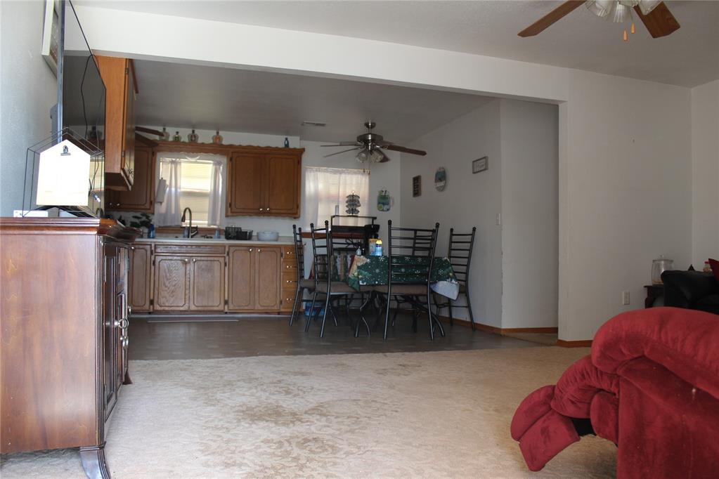 131 Wood Street Property Photo 17