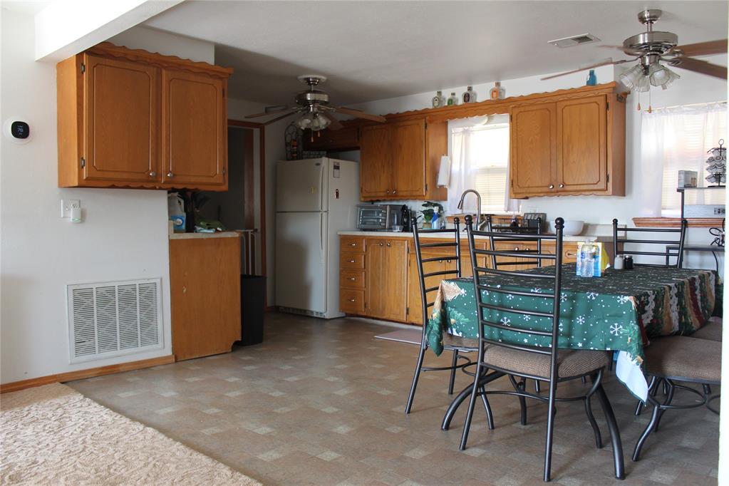 131 Wood Street Property Photo 21