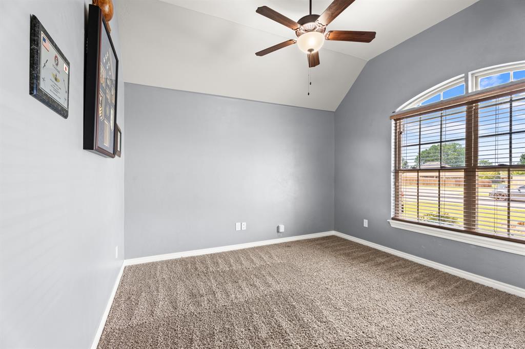4924 Champlain Place Property Photo 19
