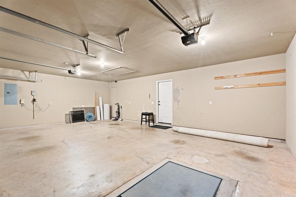 4924 Champlain Place Property Photo 31