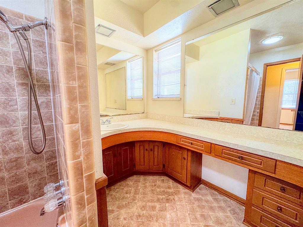 7912 Duane Drive Property Photo 23