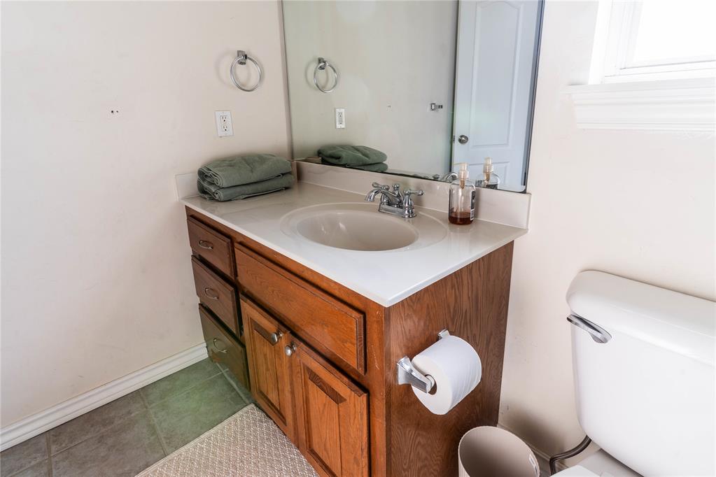 10820 Nw 37th Street Property Photo 26