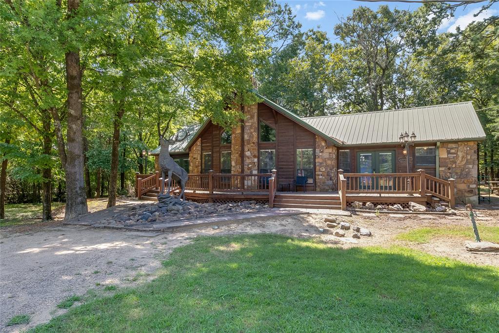 20 Woodland Circle Property Photo 2