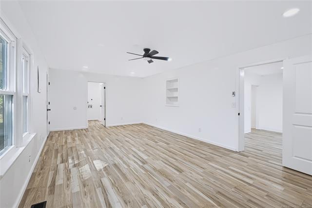 1244256 Property Photo 17