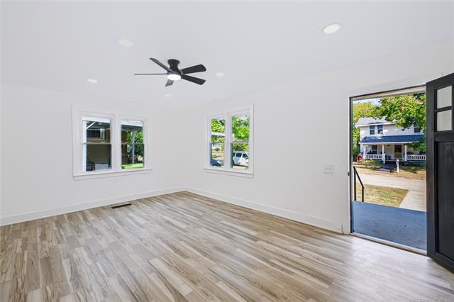 1244256 Property Photo 33
