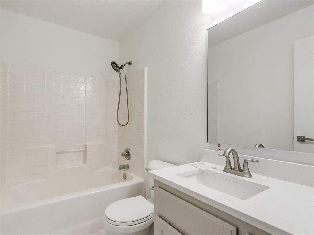 3413 Shona Way Property Photo 14