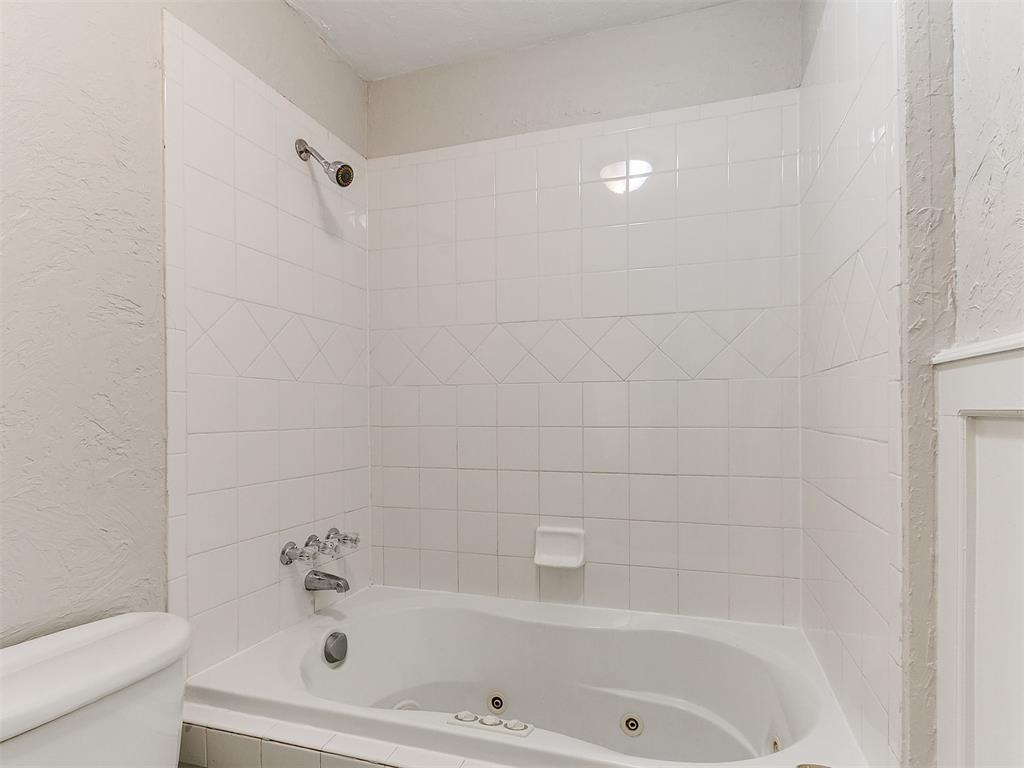8208 N Crestline Court Property Photo 25