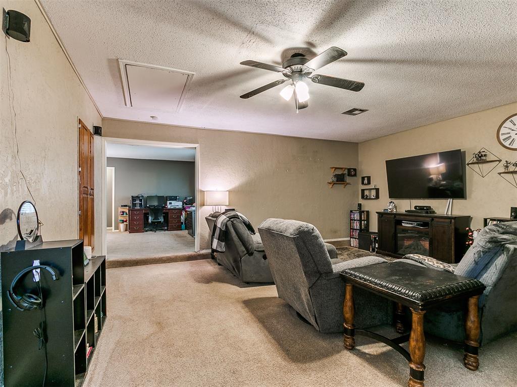 2125 Allenhurst Street Property Photo 17