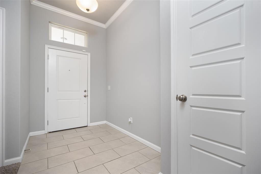 1731 Gladington Court Property Photo 6